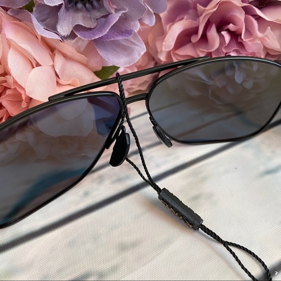 KINGSEVEN Classic Red Polarized Sun Glasses - Picture 10 of 15